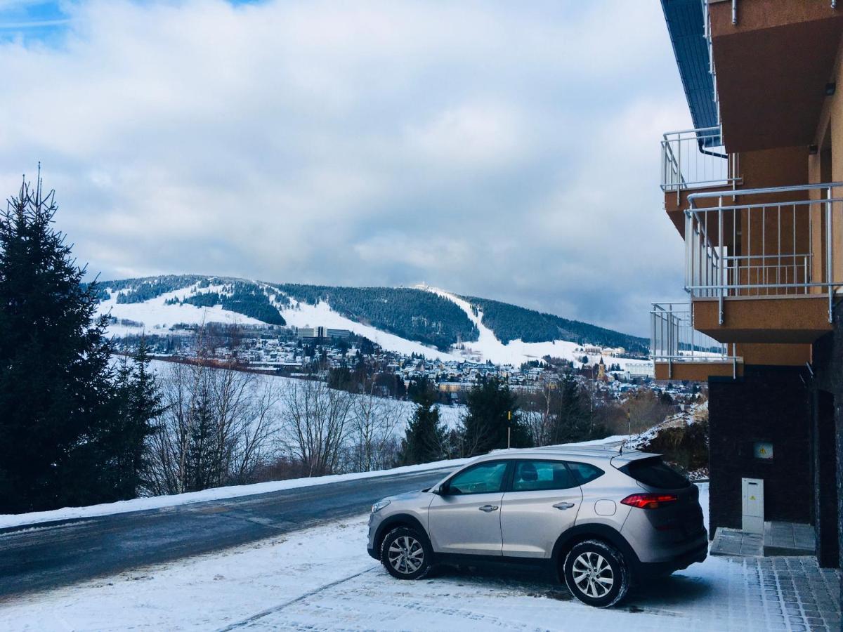 Apartmany Na Vyhledech Loučná pod Klínovcem Exterior foto